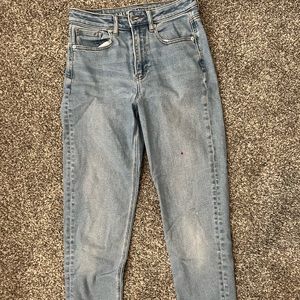 American Eagle mom jeans